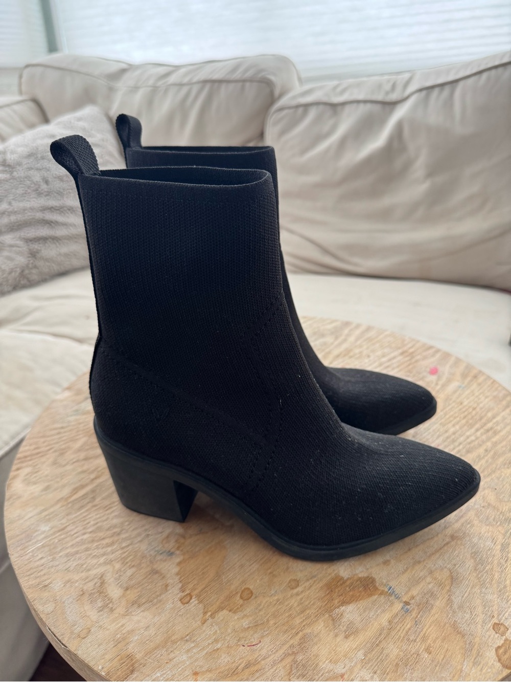 VIVAIA Black Knit Pointed Toe Ankle Boots Size 38 Block Heel Sock Booties